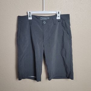 Travis Mathew Shorts Mens Sz 30Chino Performance Golf Stretch